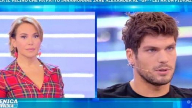 Elia Fongaro a Domenica Live confessa: "Con Jane Alexander non &egrave; amore"