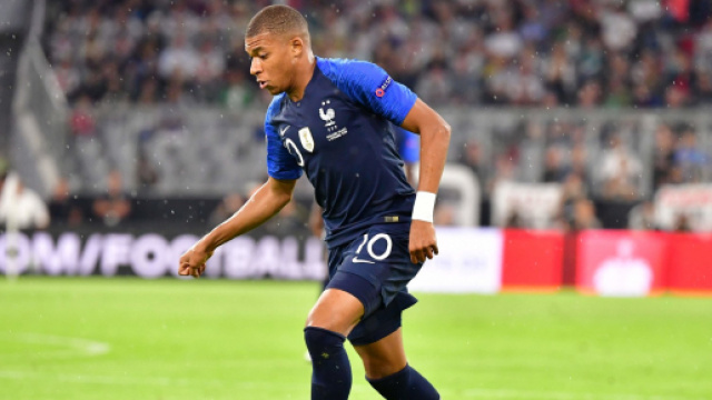 PSG | PSG : &laquo;Mbapp&eacute; est tr&egrave;s bon, mais le meilleur dans le monde ... - le10sport.com
