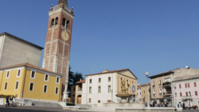 Verona, coppia nei guai a Bussolengo: avevano un rapporto intimo in un parco cittadino