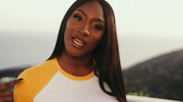 Aya Nakamura &eacute;gale &Eacute;dith Piaf avec "Djadja - modzik.com