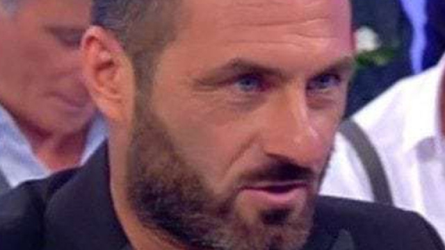 Nella puntata odierna va in onda la seconda parte del parterre senior di U&D