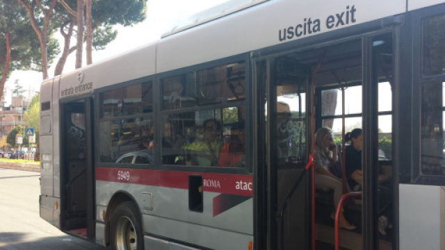 Roma, arrestato filippino: molestava sul bus studentessa 16enne | diarioromano.it