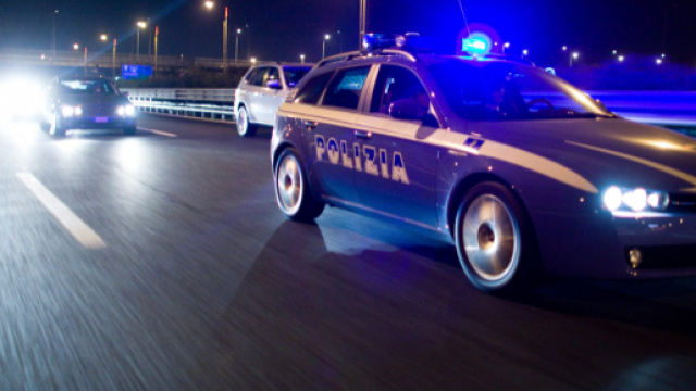 Milano, rissa fuori dalla discoteca: presi quattro latinos menbri di una gang | fanpage.it