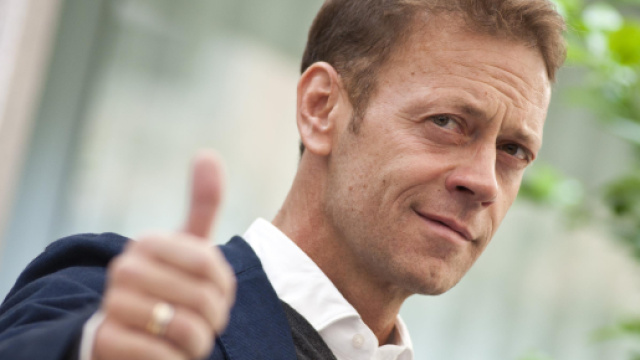 Rocco Siffredi in ospedale per un'operazione