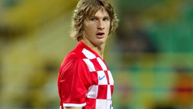 Jedvaj regala il successo alla Croazia, che s'impone 3-2 sulla Spagna (Hns)