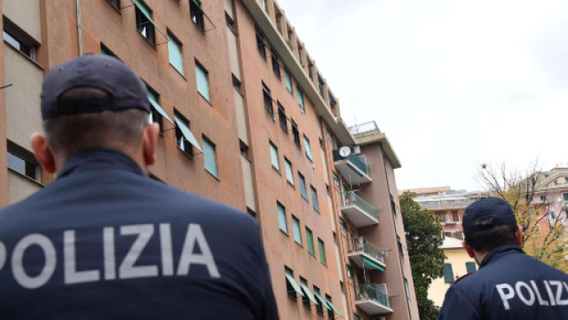 Tragedia ad Aosta, madre uccide i figli e si suicida: lasciate 2 lettere d'addio