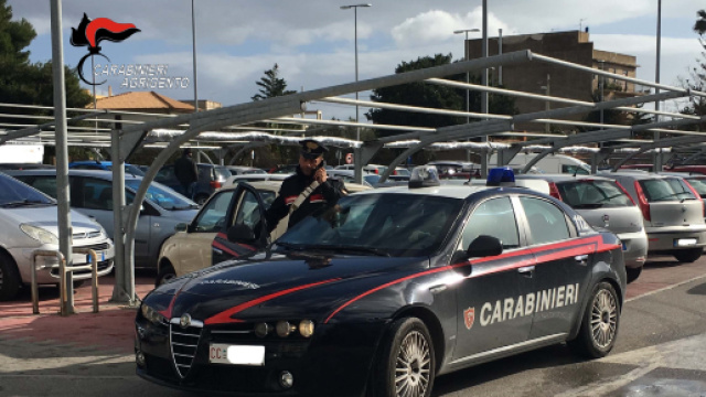 Bologna, condannata giovane romena per un ricatto a luce rosse