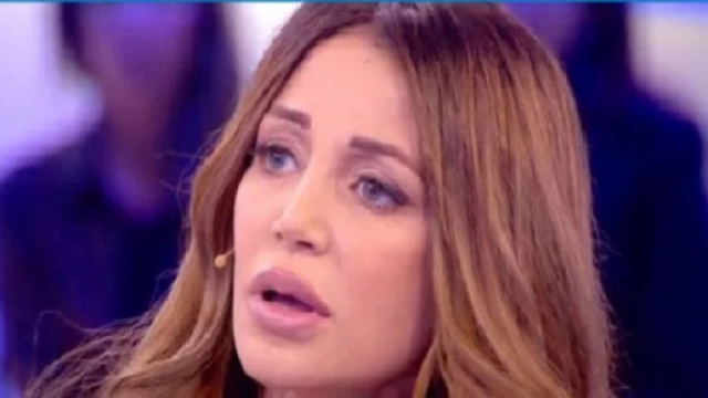 Deianira Marzano a Domenica Live e le prove del tradimento di Pierluigi Gollini verso Giulia Provvedi