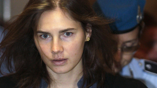 Amanda Knox si sposa: la 'strana' proposta del fidanzato (VIDEO)