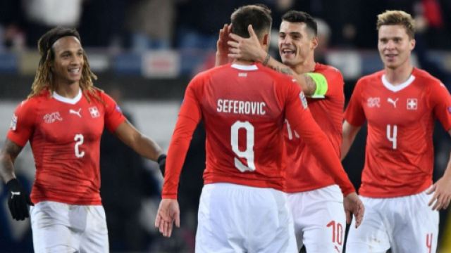 La gioia dei giocatori svizzeri dopo la straordinaria impresa ai danni del Belgio