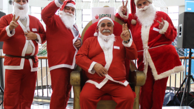 Casting per la ricerca di numerosi Babbo Natale