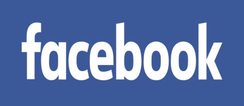 Facebook has been down and Twitter users have reacted [Image via Wikimedia Commons]