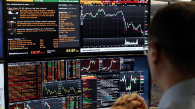 La Borsa di Milano oggi ha perso terreno