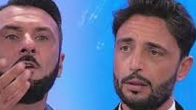 Uomini e donne, puntata 20 novembre: Sossio e Armando litigano furiosamente, Ursula in lacrime