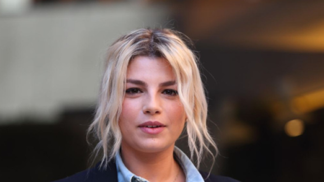 Verissimo: Emma Marrone un fiume in piena con Silvia Toffanin - yahoo.com