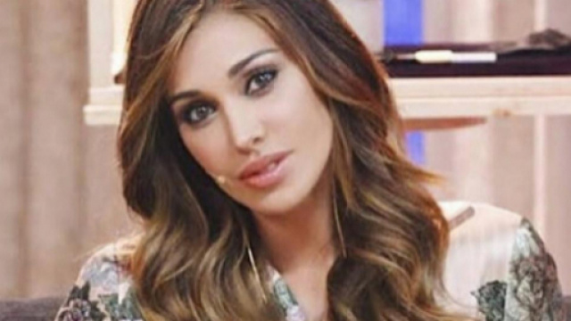 Belen Rodriguez sarebbe stata contattata per 'La Pupa e il Secchione', ma prende tempo