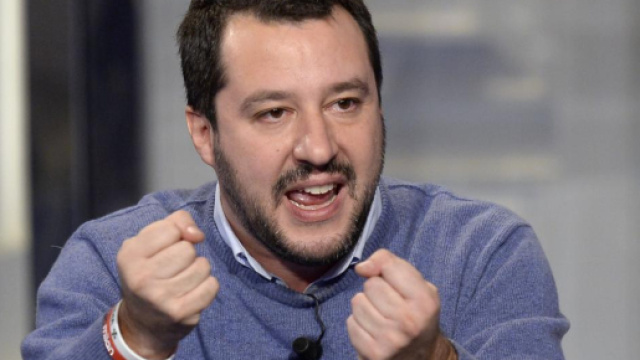 La Commissione boccia la manovra.