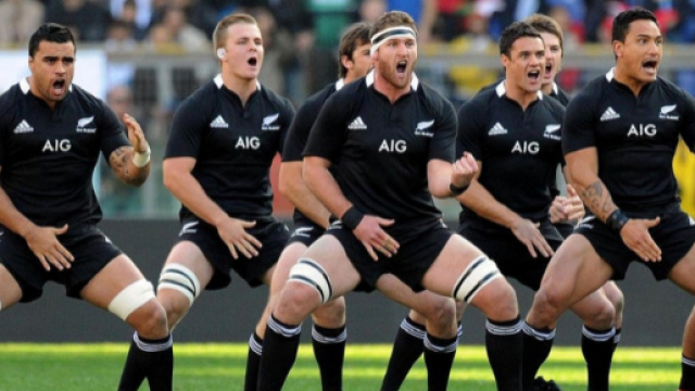 La tradizionale Haka dei giocatori neozelandesi