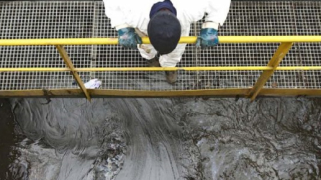 Si alza la soglia di idrocarburi tossici nei fanghi da depurazione