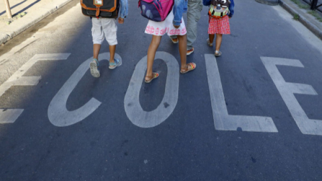 Un &eacute;l&egrave;ve de 10 ans menace son enseignante