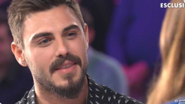 Grande Fratello VIP: Francesco Monte raccomandato? L'ipotesi del web e di 'Striscia'.