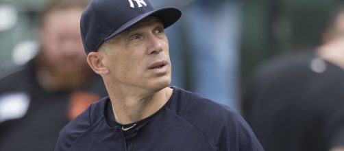 Joe Girardi waiting for Chicago Cubs job? [Image via Keith Allison/Wikimedia Commons]