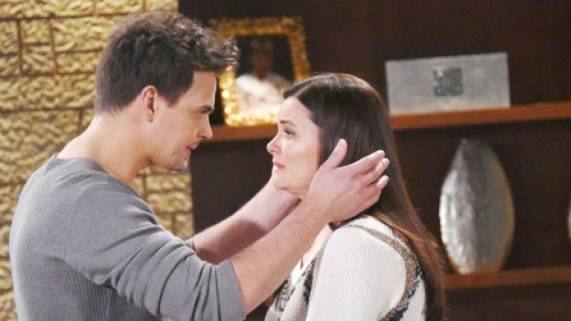 Beautiful wyatt spencer e Katie Logan