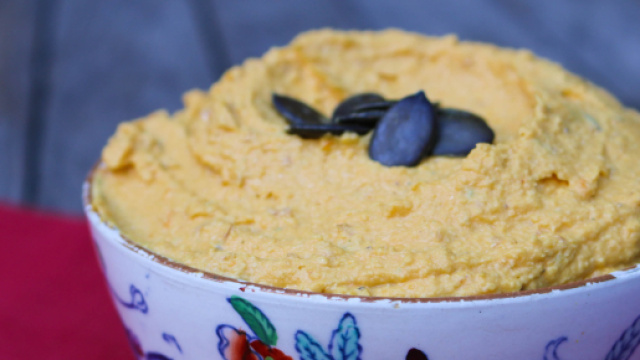 Houmous &agrave; la courge butternut r&ocirc;tie - Rose Citron - rosecitron.fr