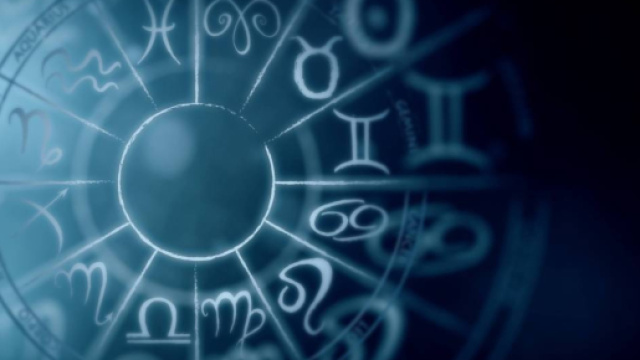 Oroscopo del 26 novembre: ottimo per Leone e Sagittario, Bilancia sbadata