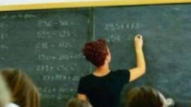 Bergamo, professoressa consuma rapporti con lo studente: pena patteggiata.