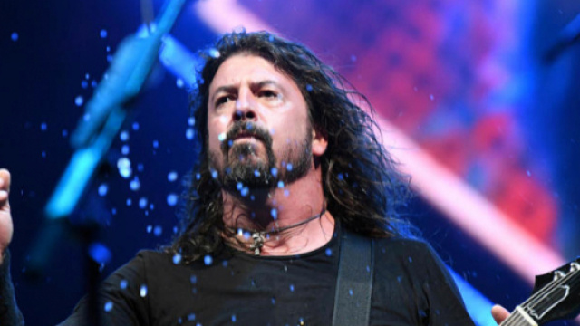 Dave Grohl Is An Unstoppable One-Man-Band In 'PLAY' Teaser | 96.5 ... - radio.com
