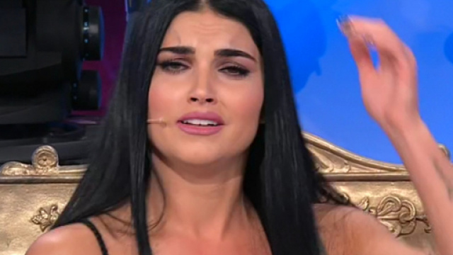 Uomini e Donne, crisi d'ansia per Teresa