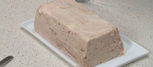 How to make Semifreddo [Source: FineCooking - YouTube]