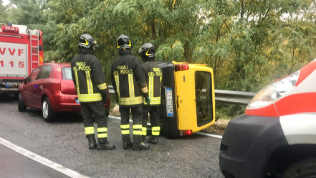 Calabria, muore 42enne in un incidente stradale. (foto di repertorio)