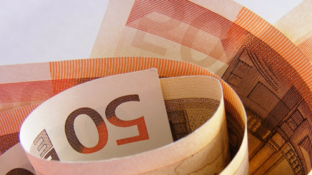 Fattura elettronica senza proroga e con molti esclusi
