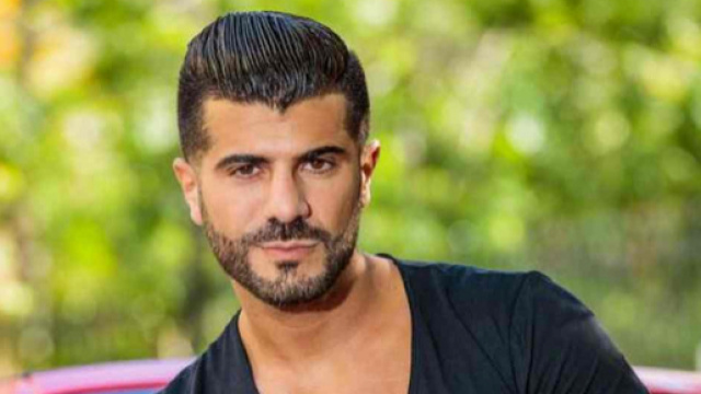 Les Vacances des Anges 3 : Thomas est en Tunisie pour une rhinoplastie.