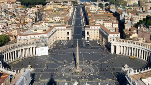 Italia, secondo l'Ue, deve riscuotere 4-5 miliardi dalla Chiesa (Ph. Pixabay.com - Pcdazero)