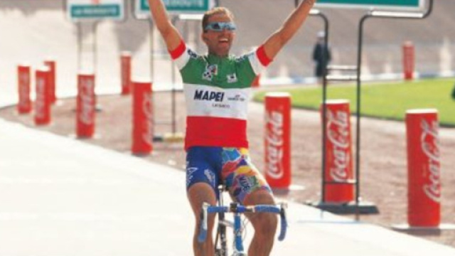 Ciclismo: Andrea Tafi ha trovato una squadra, il sogno Parigi Roubaix pu&ograve; concretizzarsi