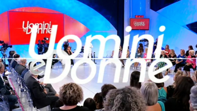 Uomini e Donne | Trono Over | puntata 1 ottobre 2018 - gossipblog.it