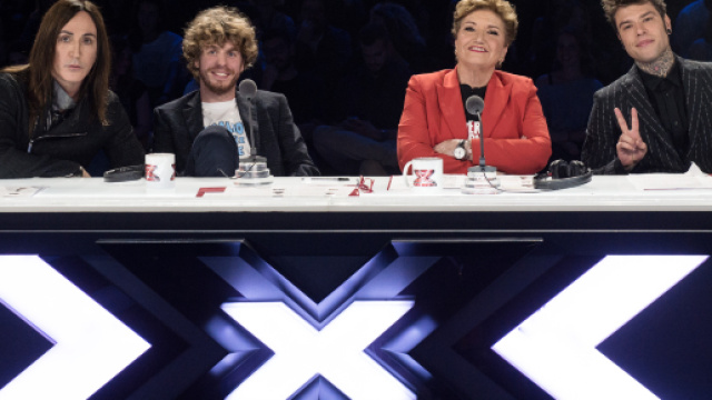X Factor 2018: le assegnazioni dei giudici a X Factor Daily | Sky TG24 - sky.it