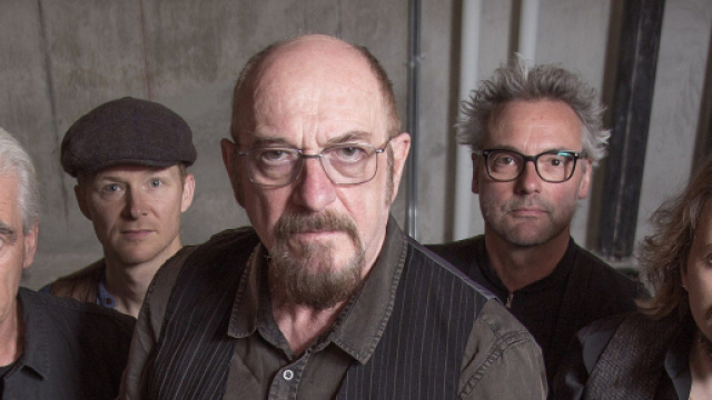 Jethro Tull: al centro Ian Anderson