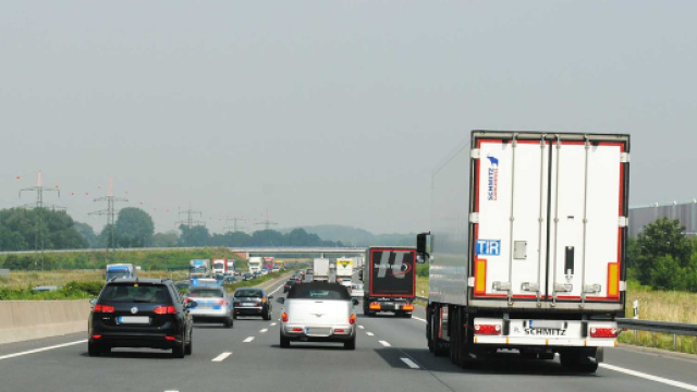 Limite a 150 km/h in autostrada, la proposta della Lega | Motor1 ... - motor1.com
