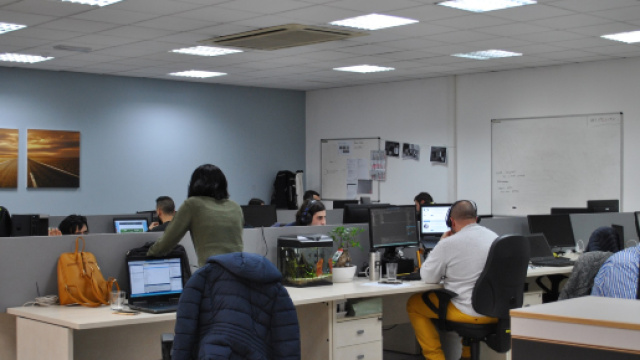 Sta facendo discutere un annuncio di lavoro 'sessista' apparso su di un manifesto a San Severo