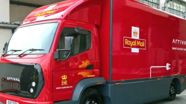 Uk, bimbo scrive lettera al pap&agrave; morto, la Royal Mail lo rassicura: Consegnata in Paradiso
