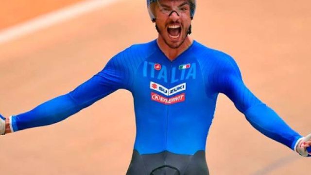 Brutto incidente per Samuele Manfredi nel savonese. foto - laguiadelciclismo.com