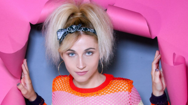 Dvie a r&eacute;ussi un passage remarqu&eacute; dans "N'oubliez pas les paroles", en 2015.