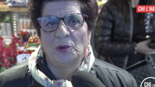 Signora Francesca di C'&egrave; posta per te