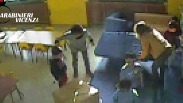 Siracusa, maestra d'asilo maltrattava bimbi: sospesa per 12 mesi