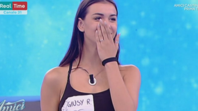 Giusy, concorrente eliminata dalla scuola di Amici 18