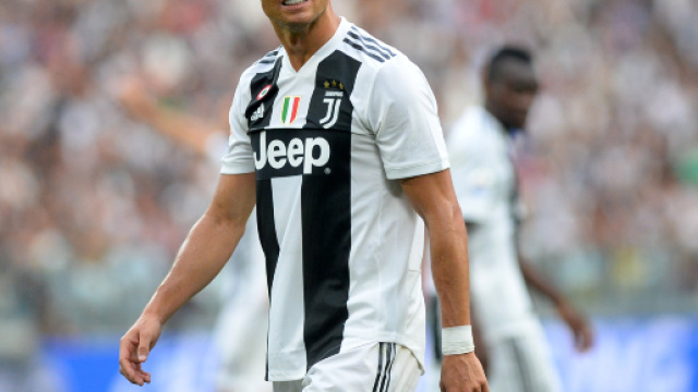 Cristiano Ronaldo, in vendita la sua prima auto a 20 mila euro